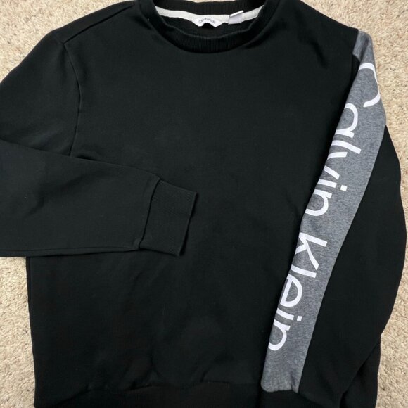 Calvin Klein Tops - Calvin Klein Sweatshirt Large Black Logo Sweater Pullover Fleece Lined Soft